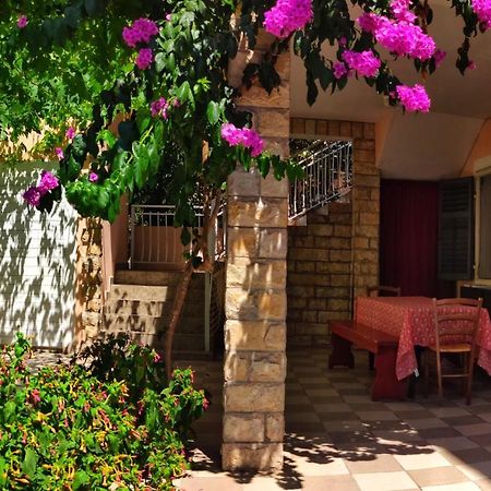 بيوغْغاد نا موغو Apartmani Leon المظهر الخارجي الصورة
