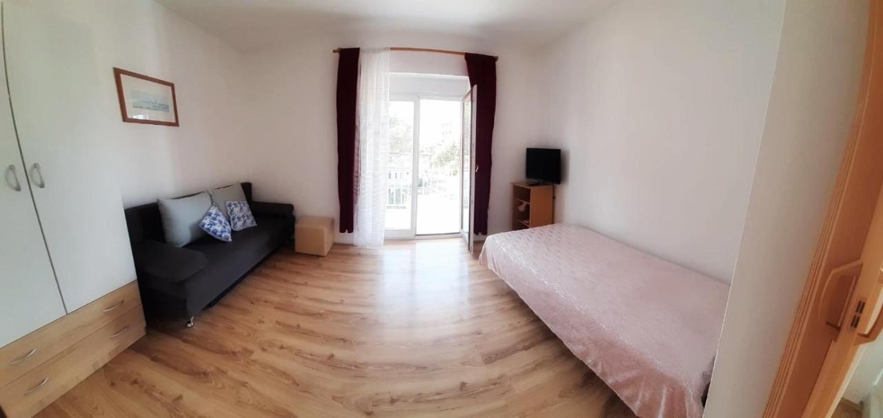 بيوغْغاد نا موغو Apartmani Leon المظهر الخارجي الصورة