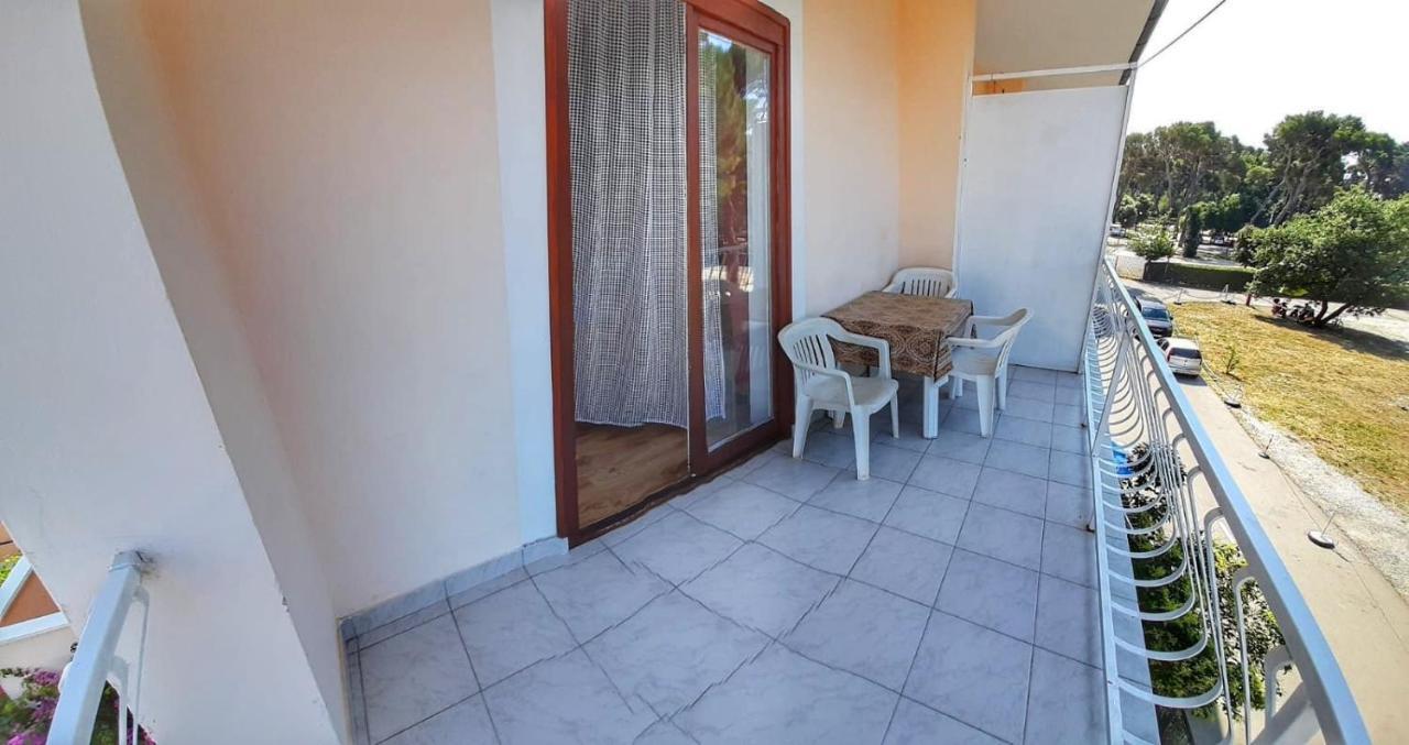 بيوغْغاد نا موغو Apartmani Leon المظهر الخارجي الصورة