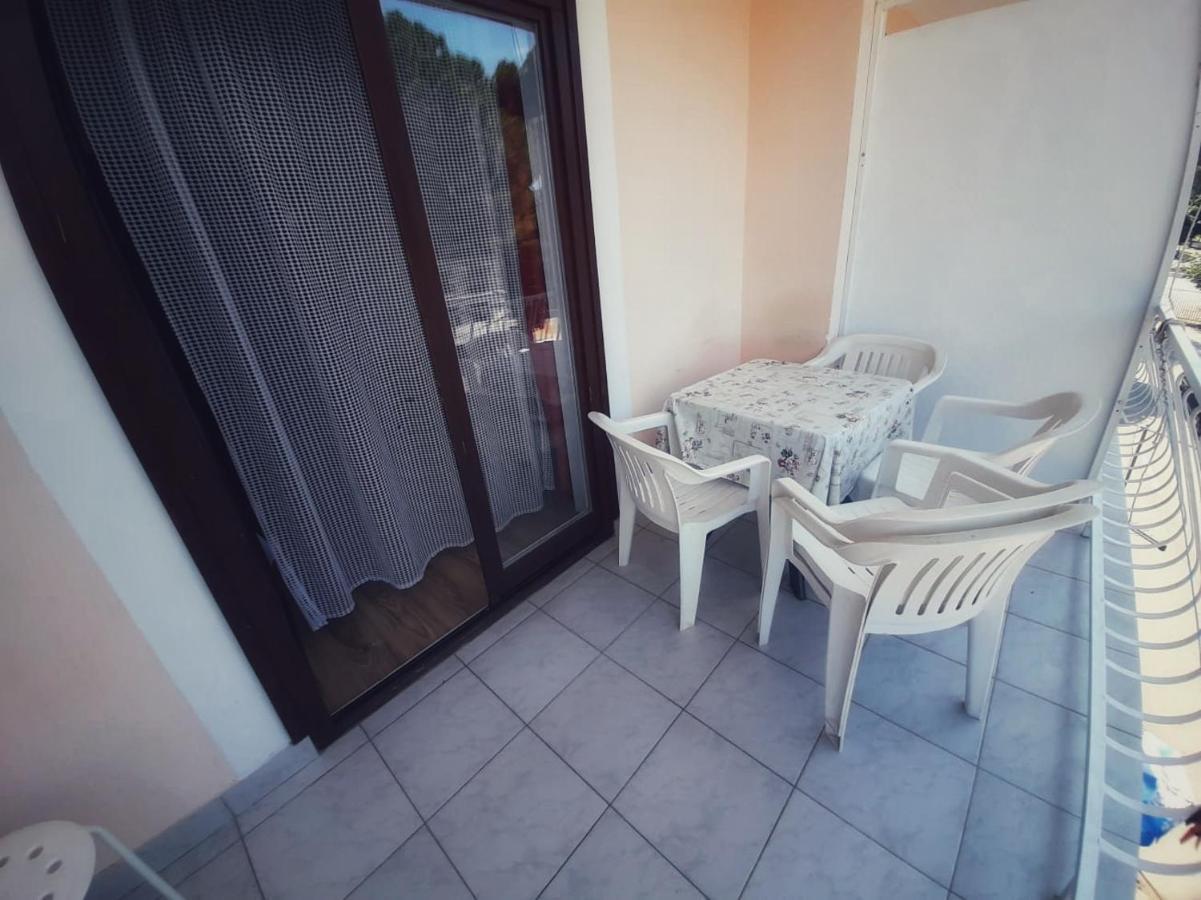 بيوغْغاد نا موغو Apartmani Leon المظهر الخارجي الصورة