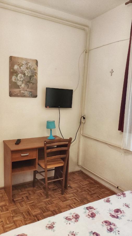 بيوغْغاد نا موغو Apartmani Leon المظهر الخارجي الصورة