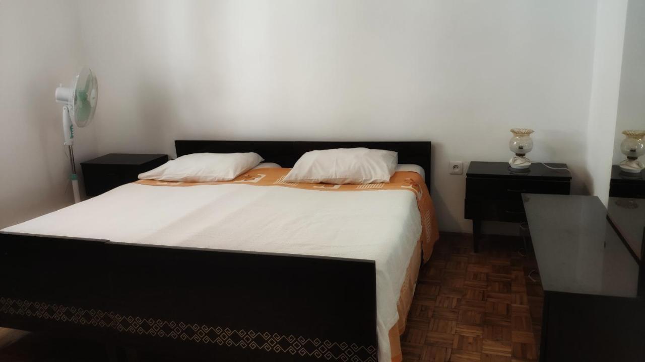 بيوغْغاد نا موغو Apartmani Leon المظهر الخارجي الصورة