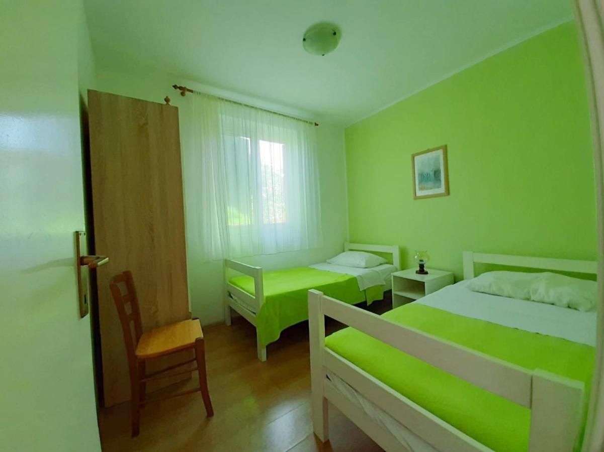 بيوغْغاد نا موغو Apartmani Leon المظهر الخارجي الصورة